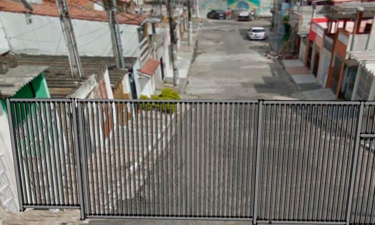 Portão de garagem em grade de aço instalado — PW Vidros e Alumínios, São Paulo